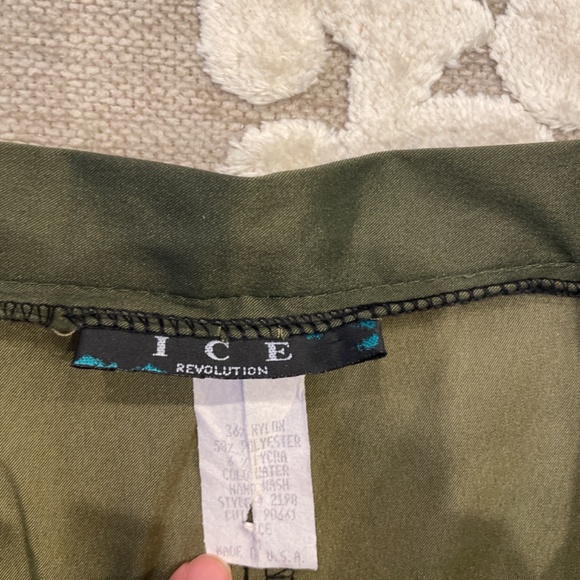 Olive skirt size 6 - Picture 2 of 3